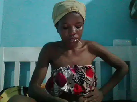 Snapshot of sweetchic_ chatting on February 2025 05:25:02 PM sweetchic online show from February 2025 05:25:02 PM