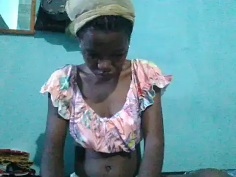 Snapshot of sweetchic_ chatting on March 2025 04:34:02 AM sweetchic online show from March 2025 04:34:02 AM