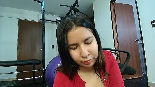 Lia sarahi online show from February 2025 02:24:01 PM