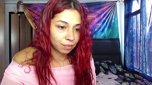 Snapshot of Alexxx_andr4 chatting on November 2025 12:18:01 PM Alexxx andr4 online show from November 2025 12:18:01 PM