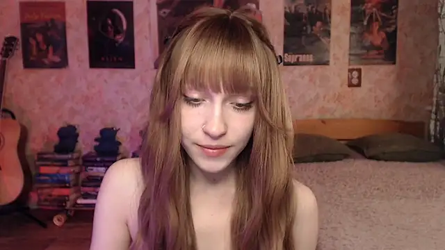 Friendly Ellie online show from April 2026 12:26:02 AM