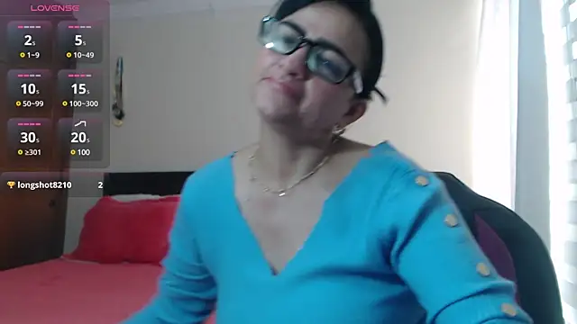 Snapshot of ISABEEL_SOFIA01 chatting on January 2025 08:25:02 PM ISABEEL SOFIA01 online show from January 2025 08:25:02 PM