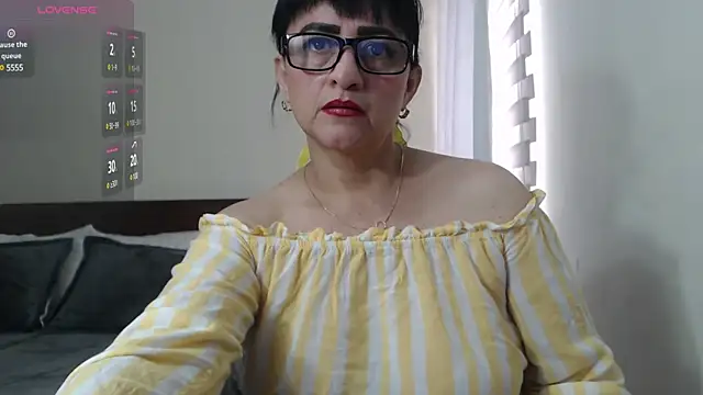 Snapshot of ISABEEL_SOFIA01 chatting on January 2025 04:17:01 PM ISABEEL SOFIA01 online show from January 2025 04:17:01 PM