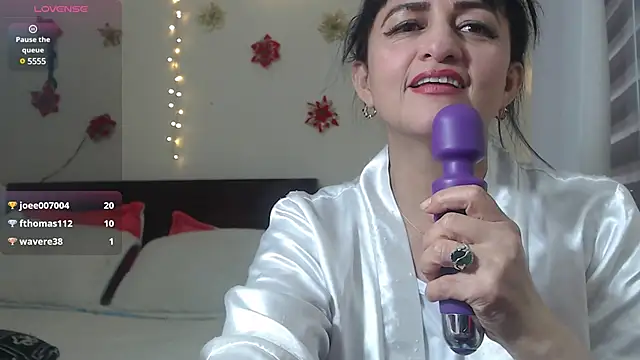 Snapshot of ISABEEL_SOFIA01 chatting on March 2025 09:48:01 PM ISABEEL SOFIA01 online show from March 2025 09:48:01 PM