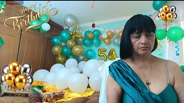 ISABEEL SOFIA01 online show from June 2026 03:51:02 PM