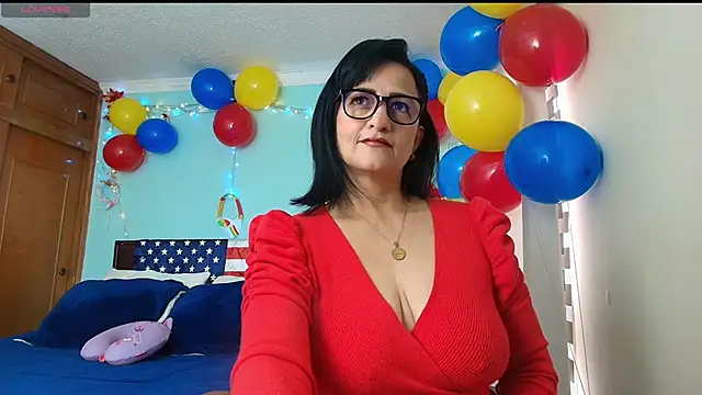 ISABEEL SOFIA01 online show from June 2026 04:22:02 PM