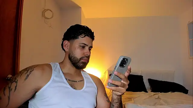 Justyn Torres online show from March 2026 12:54:01 PM