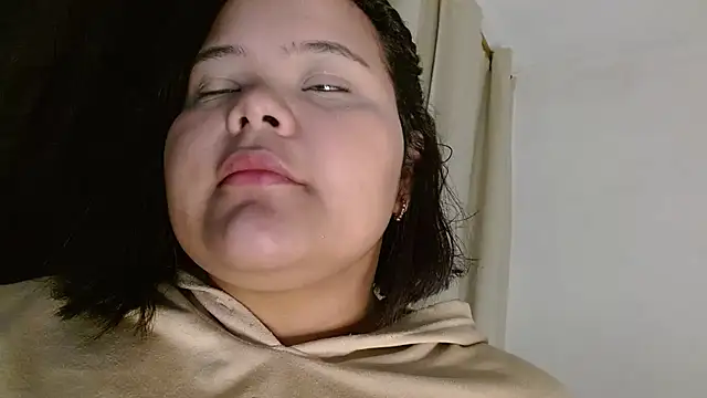 Snapshot of sexychubby___ chatting on February 2025 10:00:01 PM sexychubby online show from February 2025 10:00:01 PM
