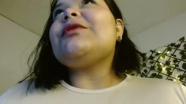 Snapshot of sexychubby___ chatting on March 2025 05:49:02 AM sexychubby online show from March 2025 05:49:02 AM
