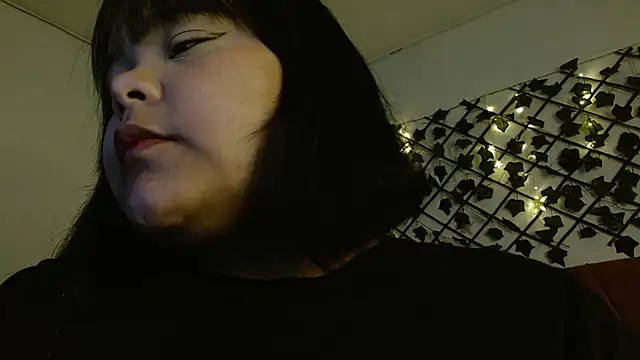 Snapshot of sexychubby___ chatting on March 2025 05:43:02 AM sexychubby online show from March 2025 05:43:02 AM