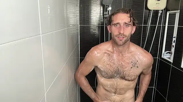 Snapshot of lukegunn chatting on December 2025 04:40:01 AM lukegunn online show from December 2025 04:40:01 AM