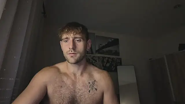 Snapshot of lukegunn chatting on February 2026 11:58:01 PM lukegunn online show from February 2026 11:58:01 PM