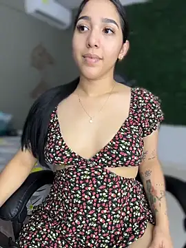 Amandanauty online show from March 2026 05:00:02 AM