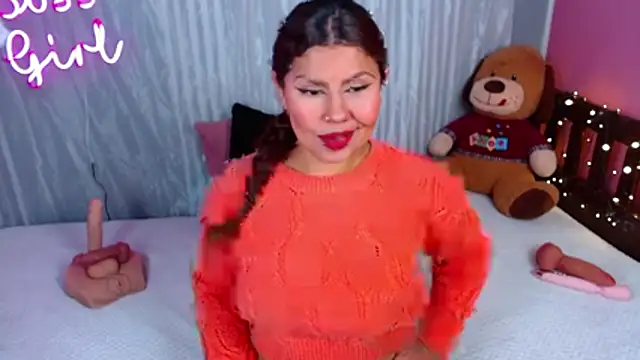 Queenamazon1 online show from June 2026 05:46:02 AM