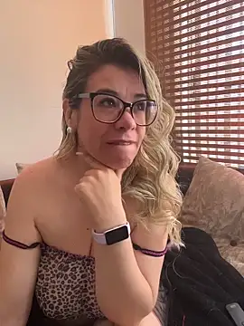 Snapshot of salomesweet13 chatting on February 2026 05:29:01 PM salomesweet13 online show from February 2026 05:29:01 PM