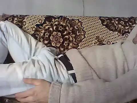 aroj95 online show from January 2026 12:32:01 PM