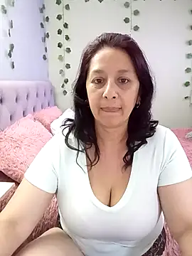 camilalatti online show from December 2024 02:39:01 AM