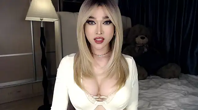 Snapshot of KeenMazikeen69 chatting on December 2024 08:11:01 PM KeenMazikeen69 online show from December 2024 08:11:01 PM