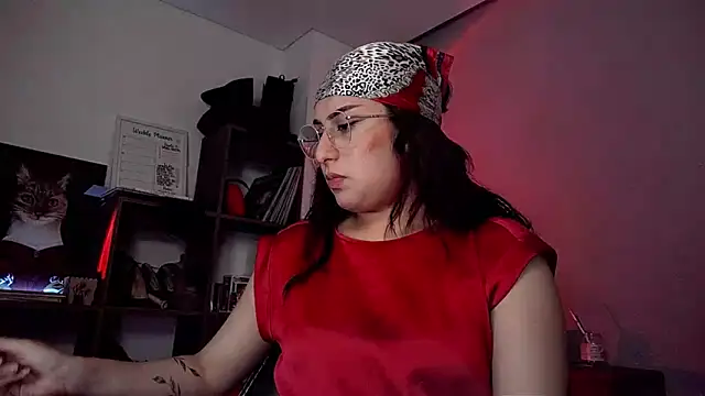 Snapshot of Scarlett_Sen chatting on October 2025 03:01:02 PM Scarlett Sen online show from October 2025 03:01:02 PM