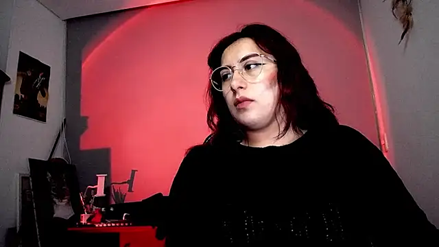 Snapshot of Scarlett_Sen chatting on November 2025 12:49:01 PM Scarlett Sen online show from November 2025 12:49:01 PM