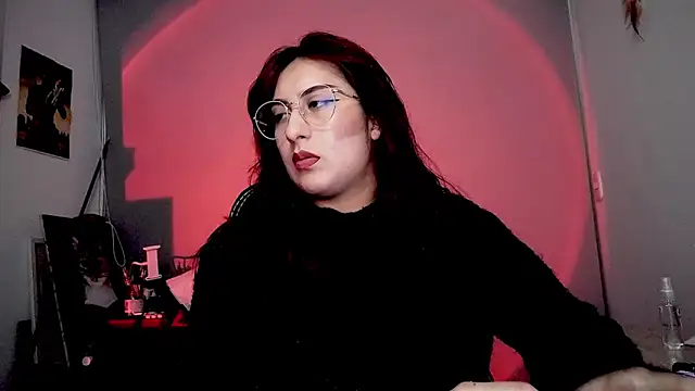 Snapshot of Scarlett_Sen chatting on November 2025 01:44:02 PM Scarlett Sen online show from November 2025 01:44:02 PM