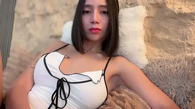 GenesisCastillano online show from April 2026 05:14:02 AM