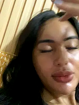 Snapshot of HeavenlyStar chatting on November 2025 09:15:01 AM HeavenlyStar online show from November 2025 09:15:01 AM