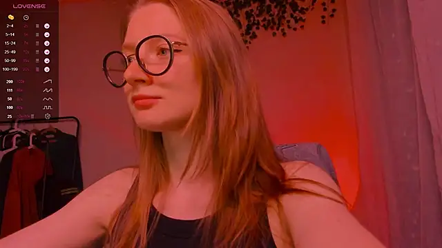 mollytuck online show from October 2025 03:14:01 PM