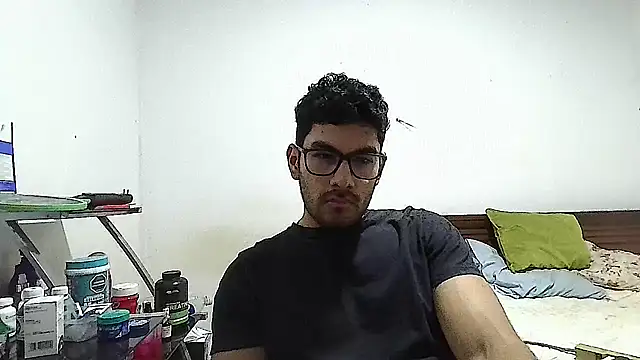 x-sebastian online show from December 2024 08:42:01 PM