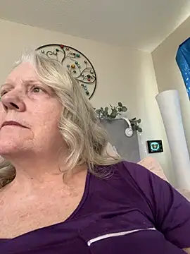 Kaitlyn Winters online show from February 2026 07:50:02 PM