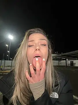 Snapshot of HopeHeaven chatting on February 2025 09:19:01 PM HopeHeaven online show from February 2025 09:19:01 PM