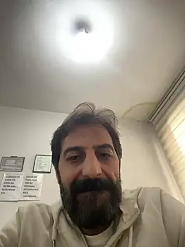 Snapshot of MAHKE12 chatting on September 2025 06:17:01 AM MAHKE12 online show from September 2025 06:17:01 AM