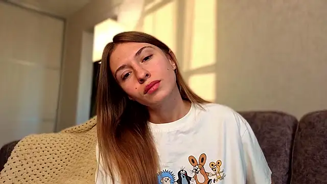 Snapshot of LovelyKatea chatting on October 2025 12:15:02 PM LovelyKatea online show from October 2025 12:15:02 PM