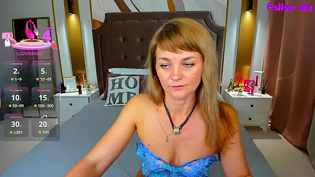 Snapshot of annasimonsj chatting on September 2025 01:00:01 AM annasimonsj online show from September 2025 01:00:01 AM