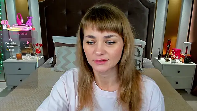 Snapshot of annasimonsj chatting on March 2026 12:59:02 AM annasimonsj online show from March 2026 12:59:02 AM