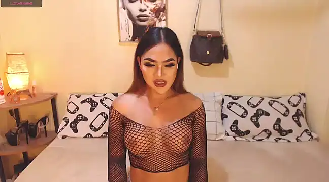 Snapshot of XQueenseductionX69 chatting on December 2024 12:26:02 AM XQueenseductionX69 online show from December 2024 12:26:02 AM