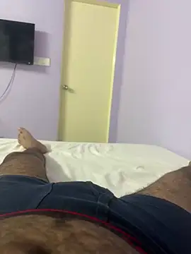 nicolus1996 online show from May 2026 06:16:02 PM
