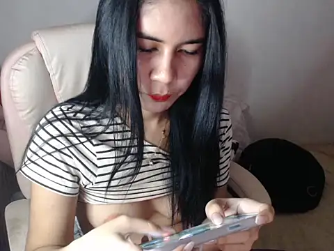 Snapshot of TransPetite1 chatting on June 2026 02:10:01 PM TransPetite1 online show from June 2026 02:10:01 PM