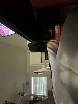 Snapshot of yinyang202 chatting on March 2026 08:30:01 PM yinyang202 online show from March 2026 08:30:01 PM