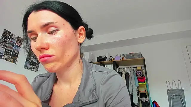 Cameron diazz online show from February 2026 03:17:02 PM