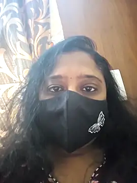 sexynayan23 online show from November 2025 05:00:02 AM