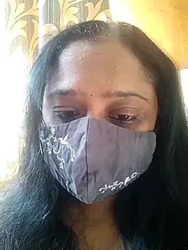 sexynayan23 online show from December 2025 05:03:01 AM