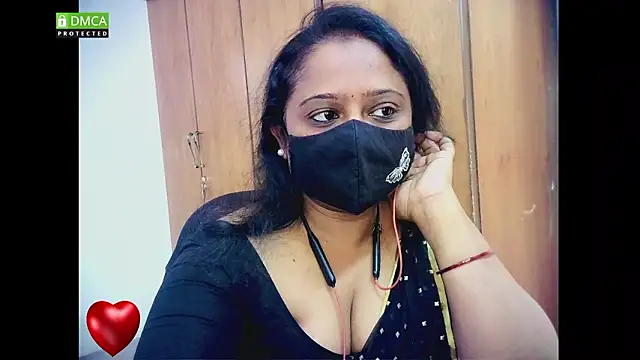 sexynayan23 online show from March 2026 05:15:02 AM