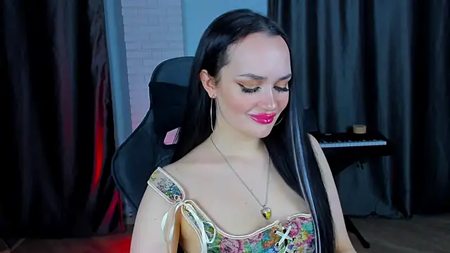 QueenAliss online show from December 2024 03:00:02 PM