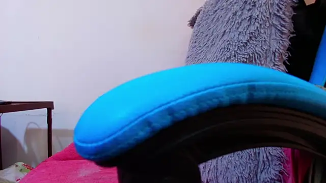 klylls squirt  online show from April 2026 07:27:02 PM