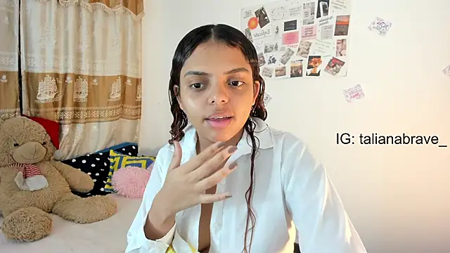 Snapshot of ValienteGirl_ chatting on February 2025 04:16:02 AM ValienteGirl online show from February 2025 04:16:02 AM