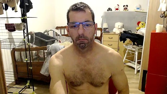 Snapshot of steph19x5 chatting on January 2025 06:17:01 AM steph19x5 online show from January 2025 06:17:01 AM
