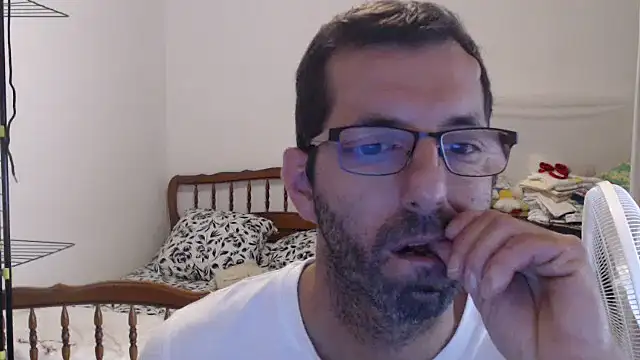 Snapshot of steph19x5 chatting on September 2025 08:52:02 AM steph19x5 online show from September 2025 08:52:02 AM