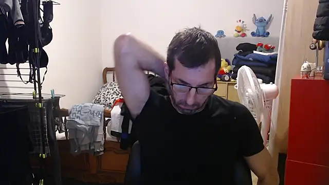 Snapshot of steph19x5 chatting on October 2025 05:40:01 AM steph19x5 online show from October 2025 05:40:01 AM