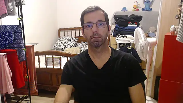 Snapshot of steph19x5 chatting on November 2025 04:36:01 AM steph19x5 online show from November 2025 04:36:01 AM